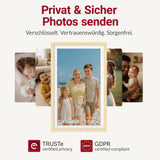 XORO CPF 15PF - 15" Digitaler WLAN Bilderrahmen in Buchenholz, 1920x1080 HD IPS Touchscreen, 32GB Speicher, Auto-Rotation & Sofort-Foto-/Video-Sharing